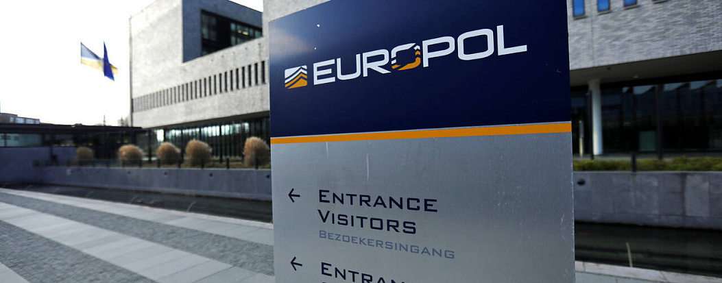 Европол ликвидировал группировку, промышлявшую BEC-атаками